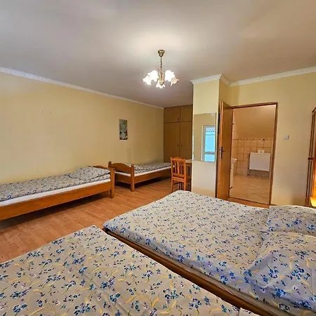 U Gienka Pod Lasem Swieta Katarzyna  Exterior photo