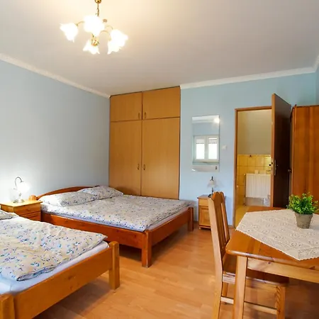 U Gienka Pod Lasem Swieta Katarzyna  Exterior photo