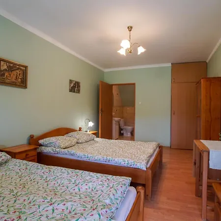 U Gienka Pod Lasem Swieta Katarzyna  Exterior photo