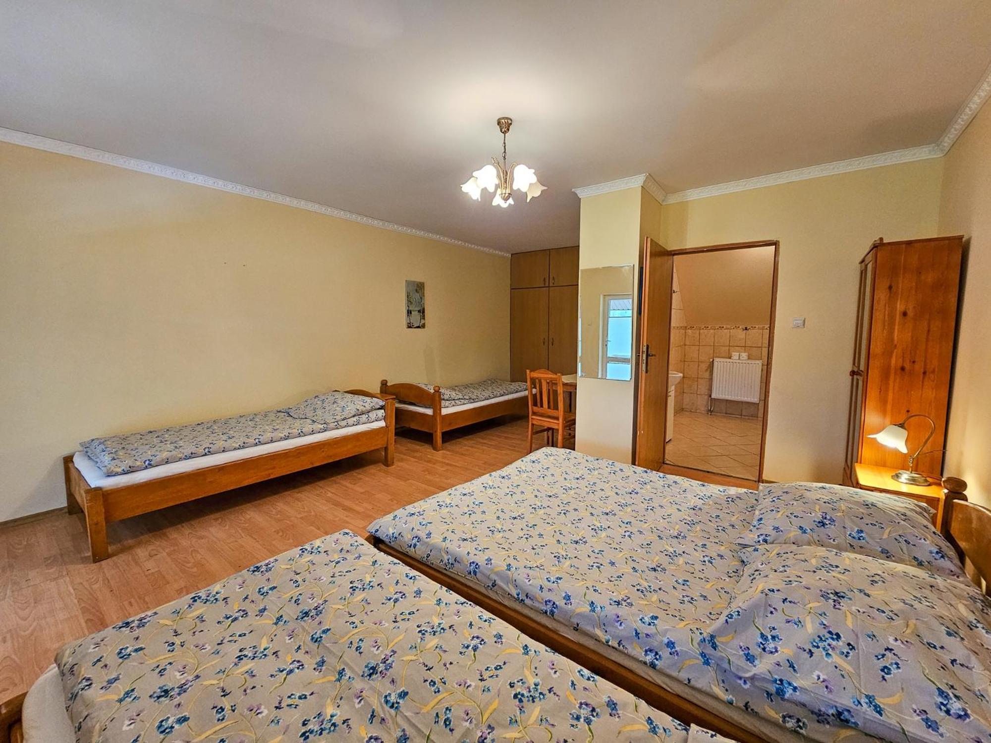 U Gienka Pod Lasem Farm stay