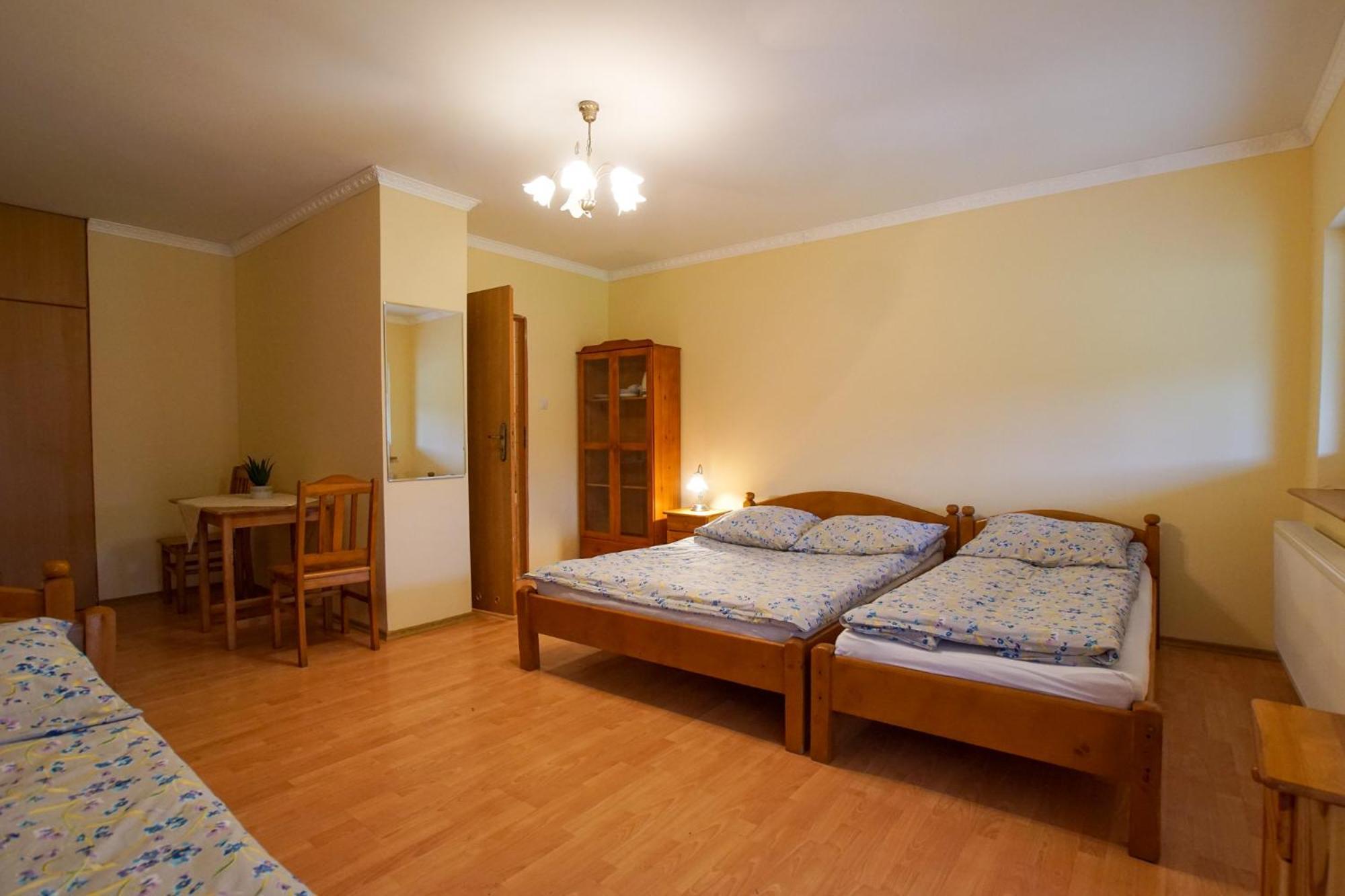 U Gienka Pod Lasem Farm stay